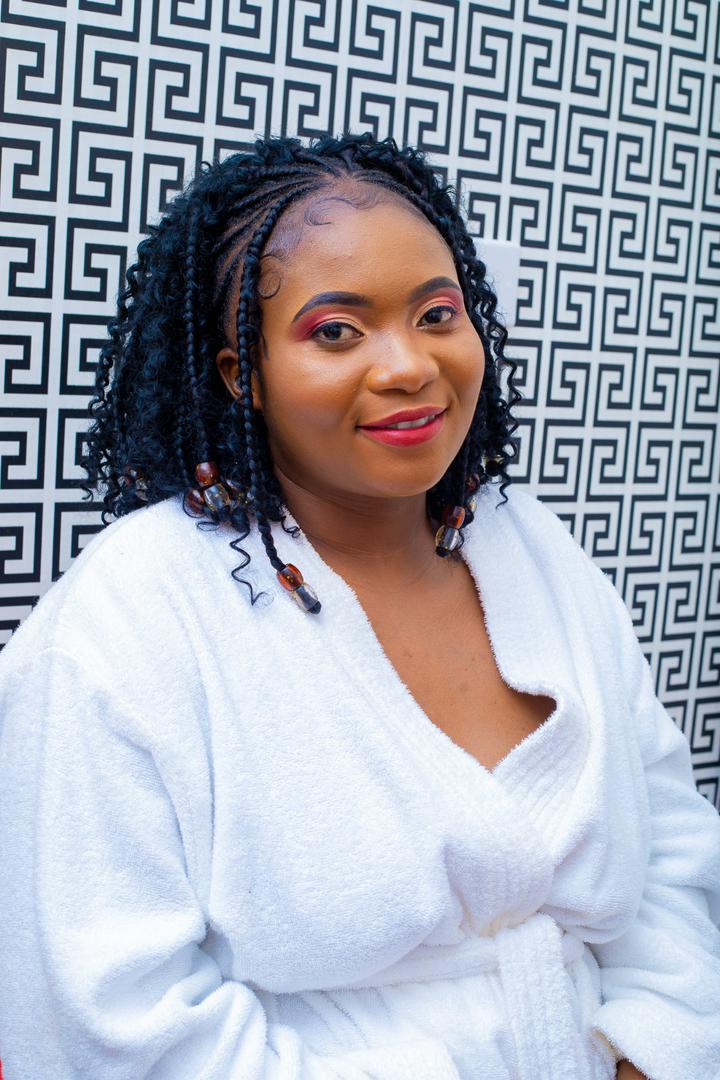 Beauty makeup service at Queen B Spa